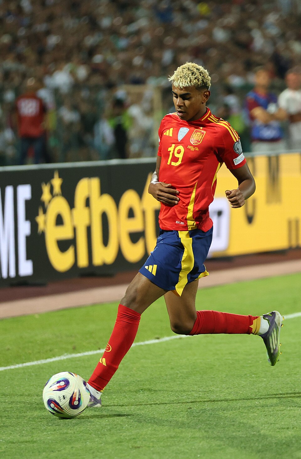 问鼎娱乐亚马尔